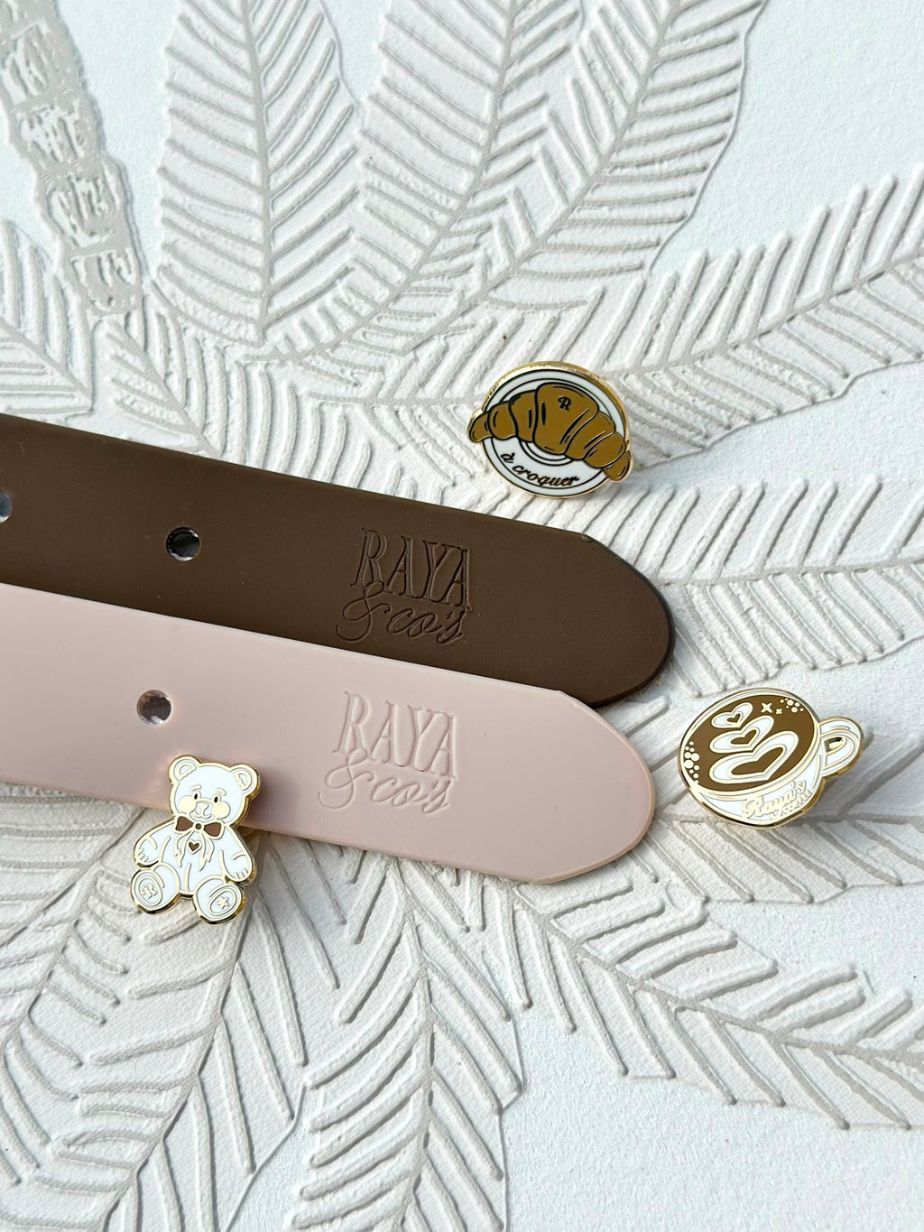 Collier à pins chocolat